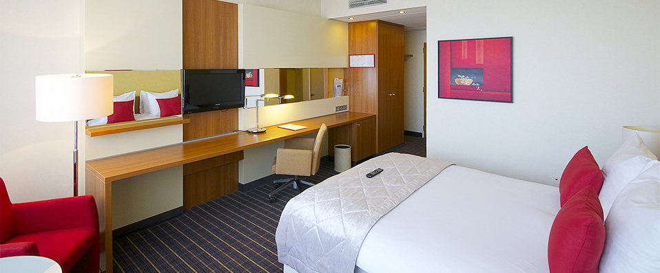 Crowne Plaza Antwerpen ★★★★ - Four-star getaway in central Antwerp. - Antwerp, Belgium