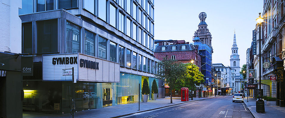 St Martins Lane ★★★★★ - Chic design and five-star luxury at one of London’s most stylish and exclusive hotels. - London, England
