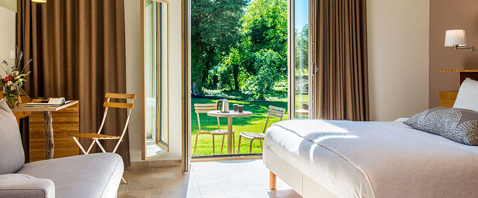 Château de Massillan ★★★★ - A fairytale romance in this exclusive, reclusive Provence castle. - Provence, France