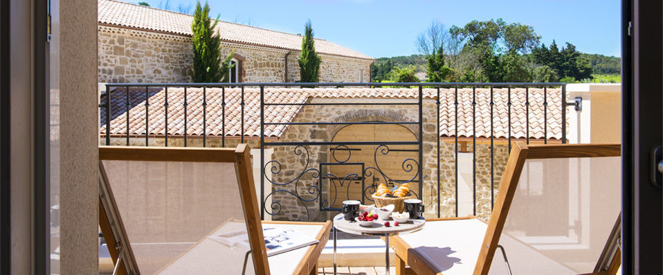 Château de Massillan ★★★★ - Un somptueux château éco-responsable au cœur des Côtes du Rhône. - Provence, France