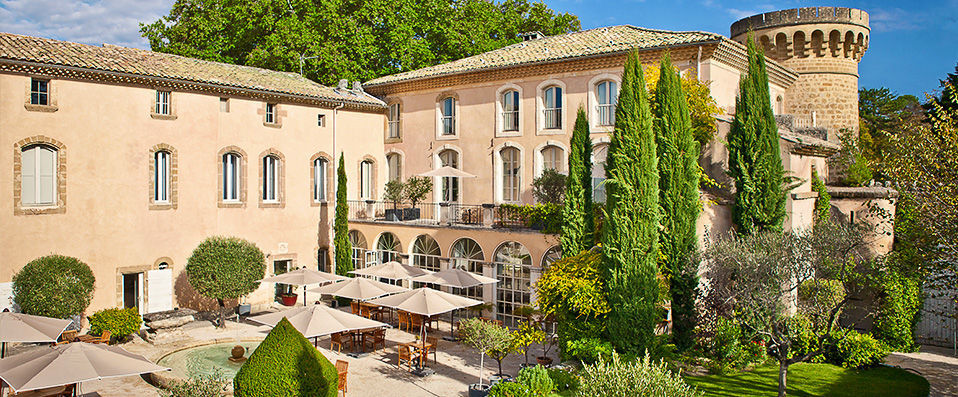 Château de Massillan ★★★★ - Un somptueux château éco-responsable au cœur des Côtes du Rhône. - Provence, France