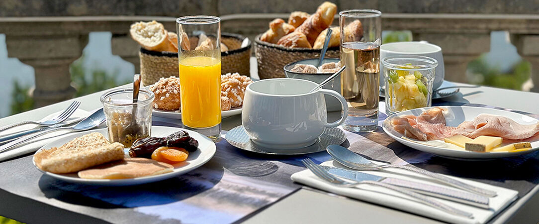 Domaine de la Corniche ★★★★ - A sensual stay by the Seine in the breath­taking world of Monet. - Yvelines, France