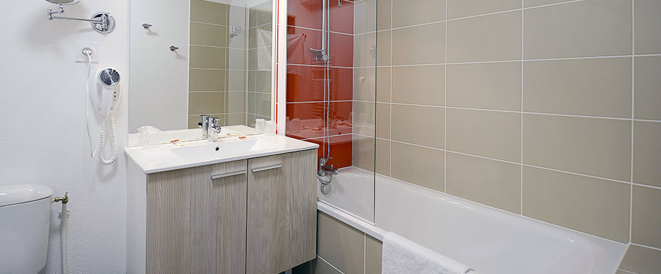 Appart'hôtel Odalys Nakâra ★★★★ - Stylish residence just metres from Rochelongue beach. - Cap d'Agde, France