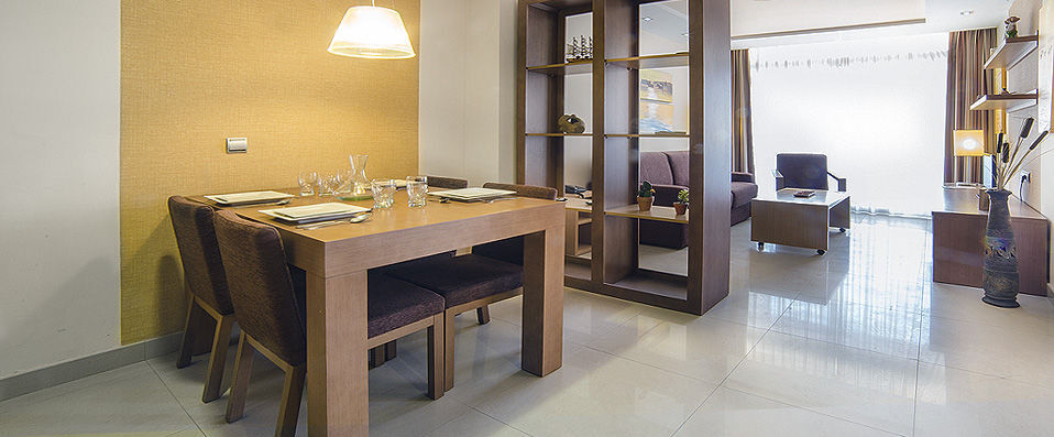 Sand Cunit Aparthotel ★★★★ - A glorious golden stay on the Spanish Golden Coast. - Costa Dorada, Spain