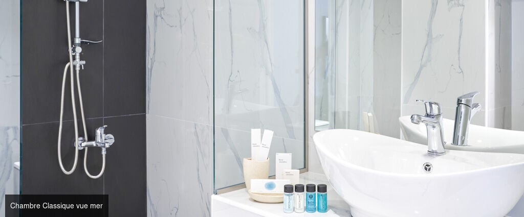 Xenia Poros Image Hotel ★★★★ - Une adresse contemporaine face au port de Poros, entre mer Égée et douceur insulaire. - Île Poros, Grèce