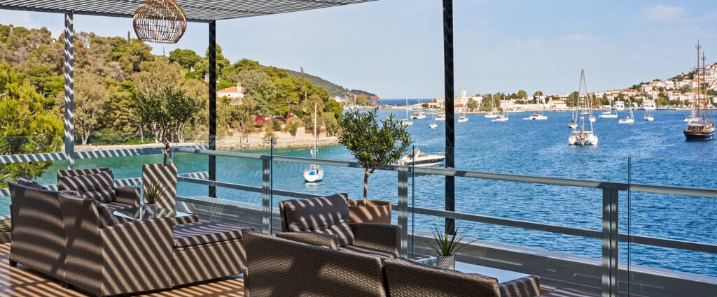 Xenia Poros Image Hotel ★★★★ - Une adresse contemporaine face au port de Poros, entre mer Égée et douceur insulaire. - Île Poros, Grèce