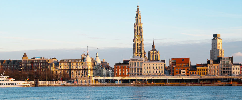 The Plaza Hotel ★★★★ - A precious gem amongst the city of diamonds. - Antwerp, Belgium