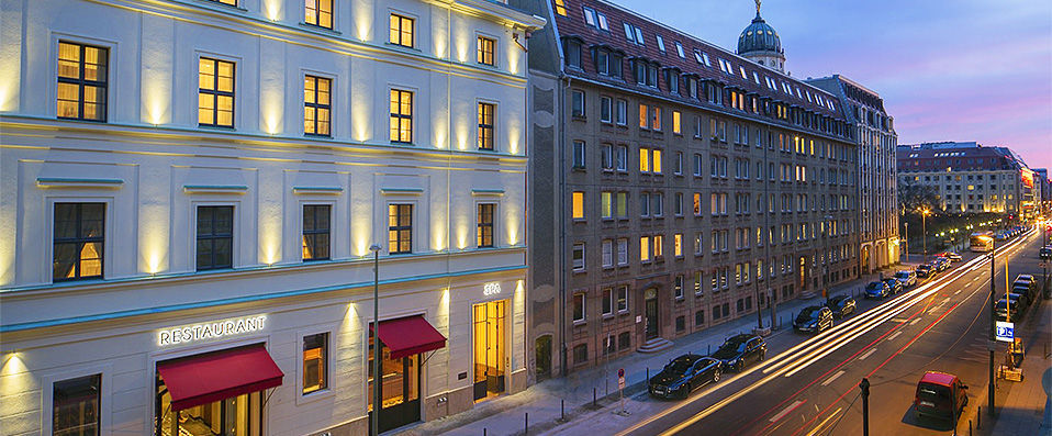 Titanic Gendarmenmarkt - Classic hotel near Gendarmenmarkt with an unusual history. - Berlin, Germany