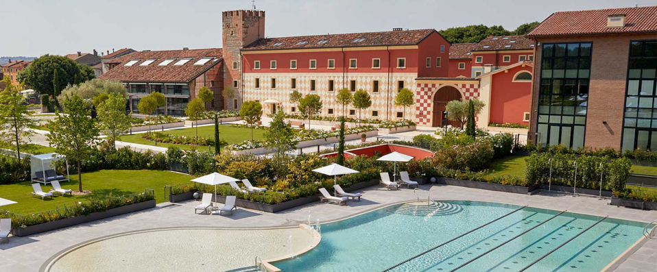 Hotel Veronesi La Torre ★★★★ - Renovated ancient monastery near the rustic old city centre of Verona. - Veneto, Italy