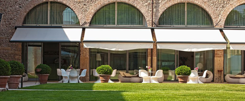 Hotel Veronesi La Torre ★★★★ - Renovated ancient monastery near the rustic old city centre of Verona. - Veneto, Italy