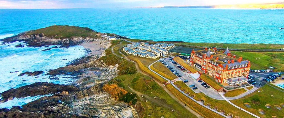 The Headland Hotel & Spa ★★★★ - Luxury hotel overlooking the beautiful sands of Fistral Bay. - Newquay, United Kingdom