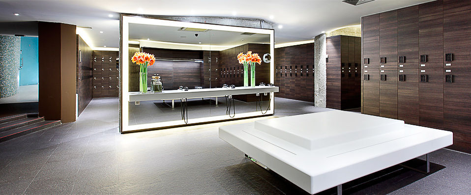 NH Collection Madrid Eurobuilding ★★★★ - Upscale address in the bustling capital of Spain. - Madrid, Spain