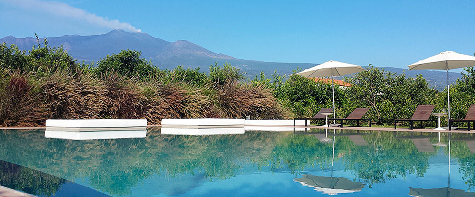 Ramo d'Aria - A boutique country hotel surrounded by lemon groves, the sparkling sea and smouldering Mount Etna. - Sicily, Italy