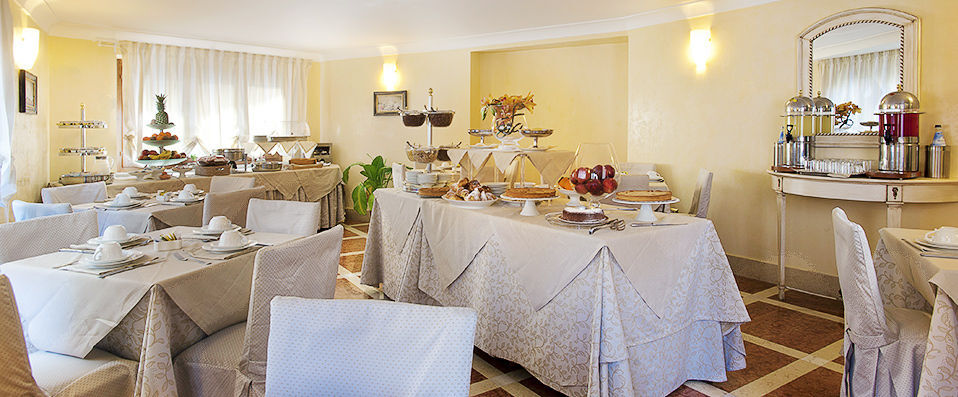 Hotel Vecchio Borgo ★★★★ - Elegant hotel in the heart of ancient Palermo. - Palermo, Italy