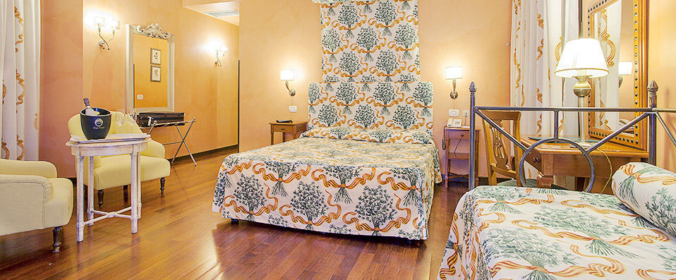 Hotel Vecchio Borgo ★★★★ - Elegant hotel in the heart of ancient Palermo. - Palermo, Italy