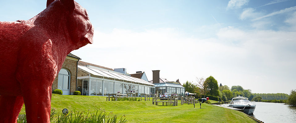 Auberge du Pêcheur ★★★★ - Romantic northern Belgium at its finest in a premium boutique hotel setting. - Ghent, Belgium