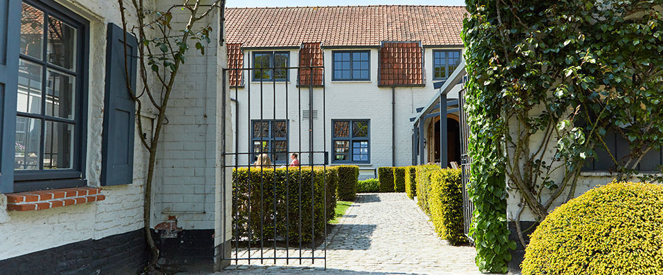 Auberge du Pêcheur ★★★★ - Romantic northern Belgium at its finest in a premium boutique hotel setting. - Ghent, Belgium