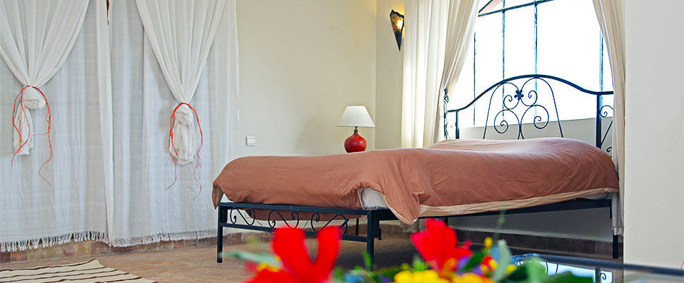 Domaine de l'Arganeraie - Colourful, light and bright comforts near Morocco’s happiest town - Essaouira, Morocco