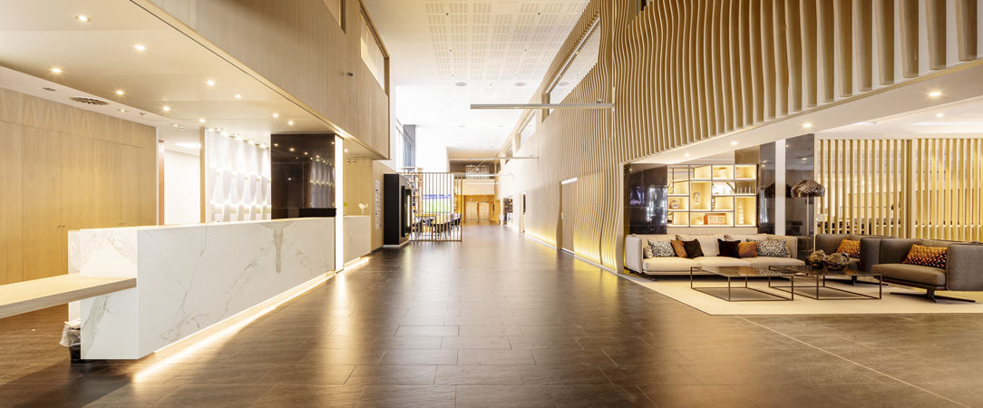 Ilunion Barcelona ★★★★ - A contemporary hotel by the beach, with easy access to all of Barcelona’s sights. - Barcelona, Spain