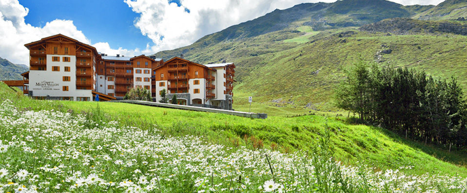 Le Chalet du Mont Vallon Spa Resort ★★★★ - En toute liberté sous le soleil des 3 Vallées. - Les Menuires, France