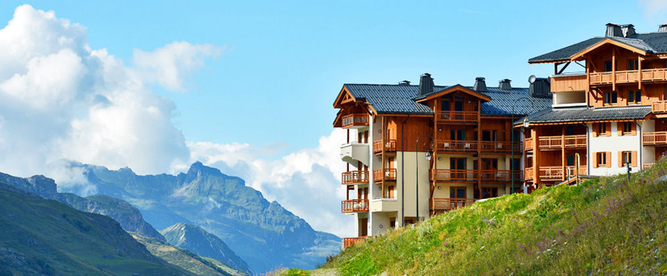 Le Chalet du Mont Vallon Spa Resort ★★★★ - En toute liberté sous le soleil des 3 Vallées. - Les Menuires, France