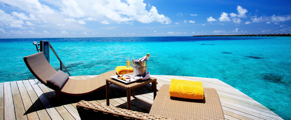 Centara Ras Fushi Resort & Spa Maldives ★★★★★ - Séjour en hôtel 4* réservé aux adultes en demi pension ! - Maldives
