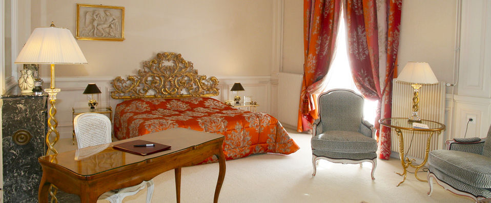 Château de Rochecotte ★★★★ - Living like a queen in the Loire Valley. - Loire Valley, France