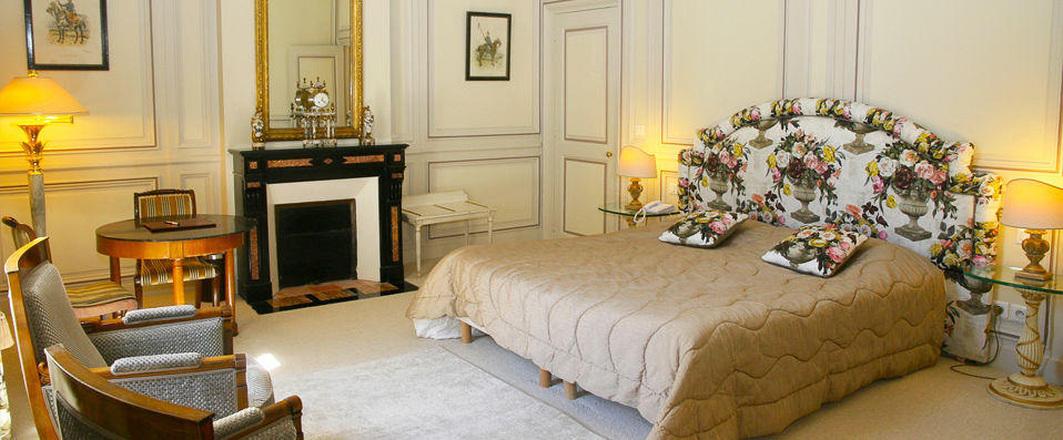 Château de Rochecotte ★★★★ - Living like a queen in the Loire Valley. - Loire Valley, France