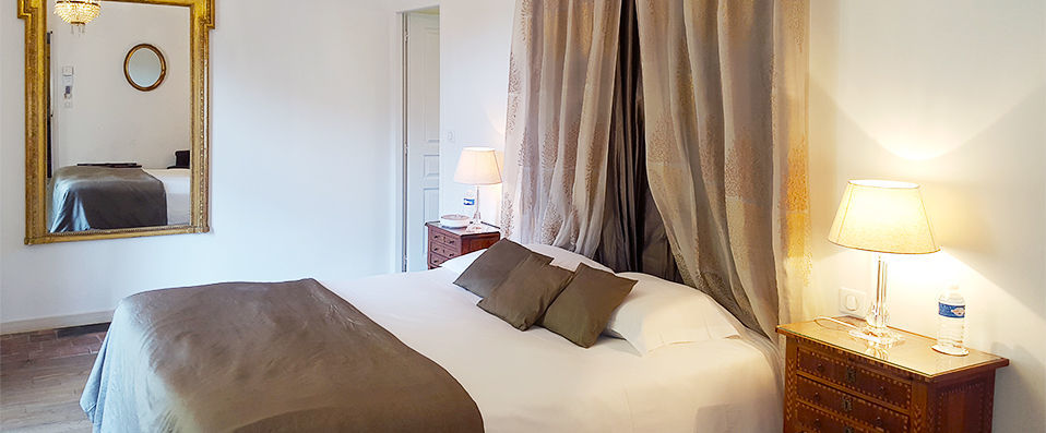 Château Hôtel le Sallay ★★★★ - Experience the grandeur of life in the Duke’s Renaissance Château. - Burgundy, France