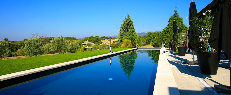 Auberge La Fenière ★★★★ - Luxury countryside gastronomic hotel, in the lyrical landscape of France's Provence region. - Provence, France