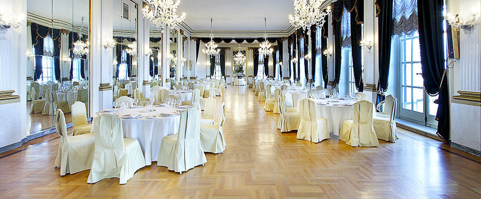 Eurostars Hotel Excelsior ★★★★ - Toute la magie de Naples dans un hôtel d’exception sur la promenade maritime - Naples, Italie