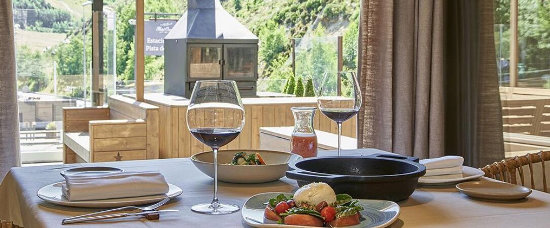 Serras Andorra ★★★★★ Luxury Boutique Hotel - Luxury & comfort nestled in the picturesque setting of Andorra. - Soldeu, Andorra