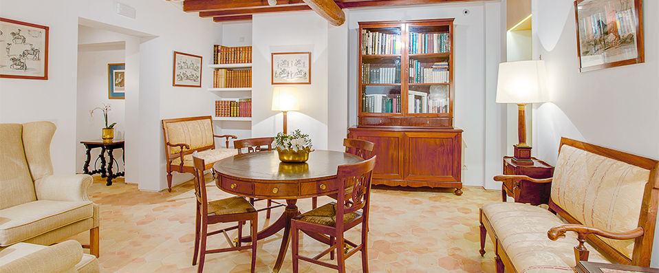 Art Hotel Palma ★★★★ - A melting pot of the old and the new, the antique and the innovative. - Palma de Mallorca, Spain