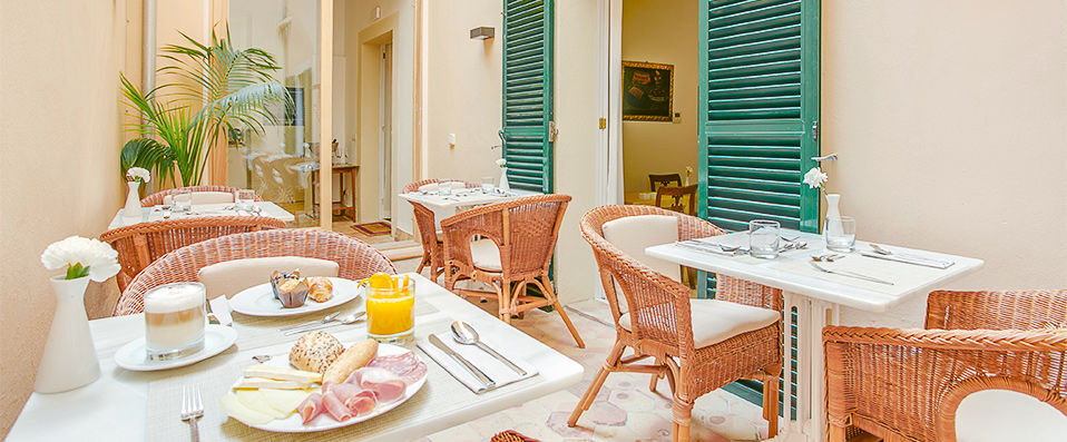 Art Hotel Palma ★★★★ - A melting pot of the old and the new, the antique and the innovative. - Palma de Mallorca, Spain