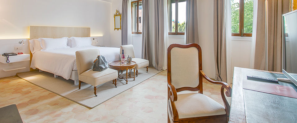 Art Hotel Palma ★★★★ - A melting pot of the old and the new, the antique and the innovative. - Palma de Mallorca, Spain