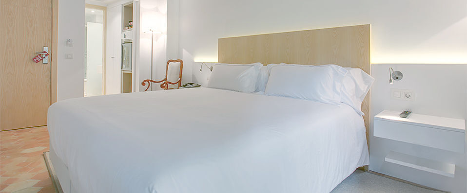 Art Hotel Palma ★★★★ - A melting pot of the old and the new, the antique and the innovative. - Palma de Mallorca, Spain