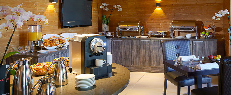 Hôtel Alpenrose ★★★★ - Randonnées à deux ou en famille dans la station la plus ensoleillée des Alpes - Alpe d'Huez, France