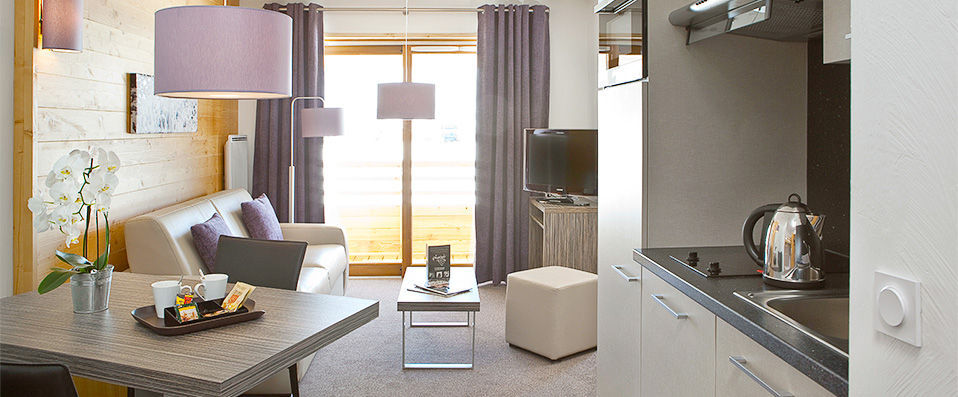 Hôtel Alpenrose ★★★★ - Randonnées à deux ou en famille dans la station la plus ensoleillée des Alpes - Alpe d'Huez, France