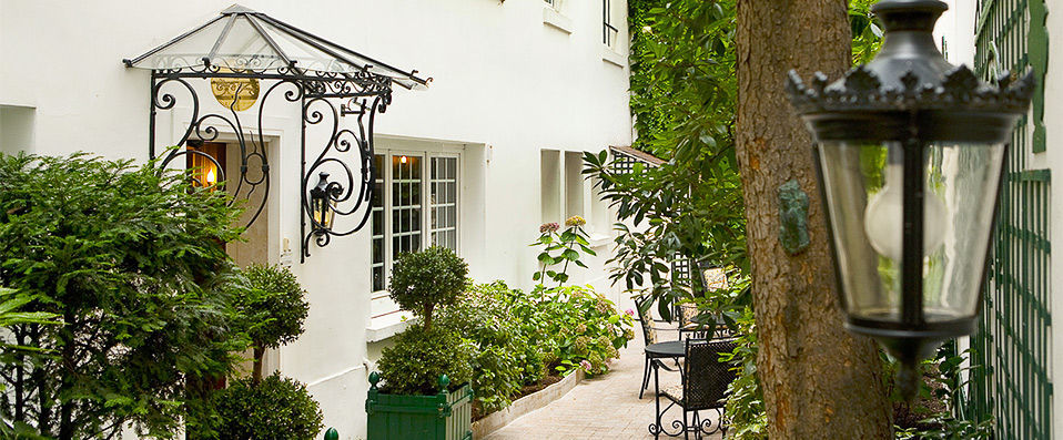 Hôtel de Varenne ★★★★ - Step back in time into a 19th century historical treasure. - Paris, France