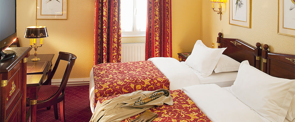 Hôtel de Varenne ★★★★ - Step back in time into a 19th century historical treasure. - Paris, France
