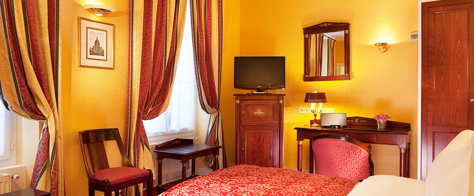 Hôtel de Varenne ★★★★ - Step back in time into a 19th century historical treasure. - Paris, France