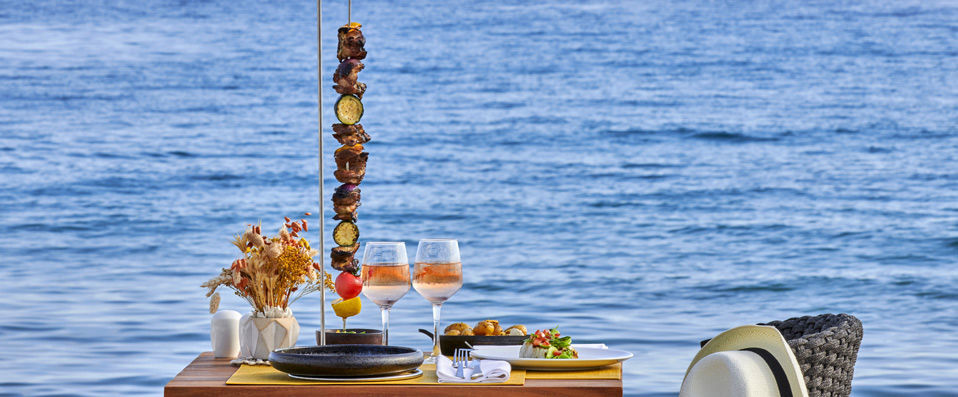 Hôtel Barrière Le Gray d'Albion Cannes ★★★★ - Indulge in the serenity of the French Riviera. - Cannes, France