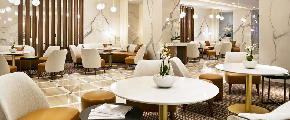 Hôtel Barrière Le Gray d'Albion Cannes ★★★★ - Indulge in the serenity of the French Riviera. - Cannes, France