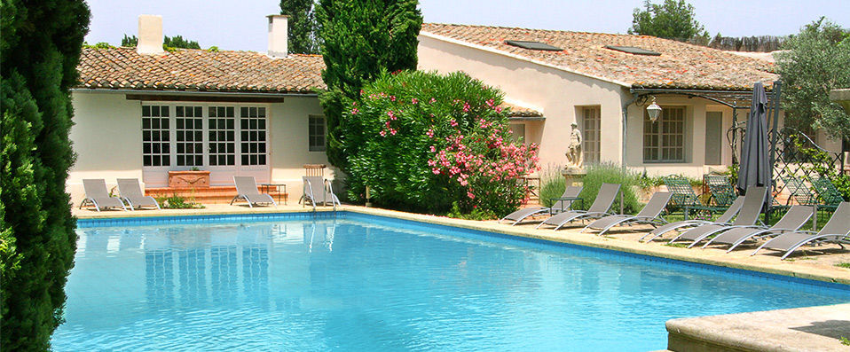 Hostellerie les Frênes & Spa ★★★★ - Séjour en Provence dans un hôtel de charme - Avignon-Montfavet, France
