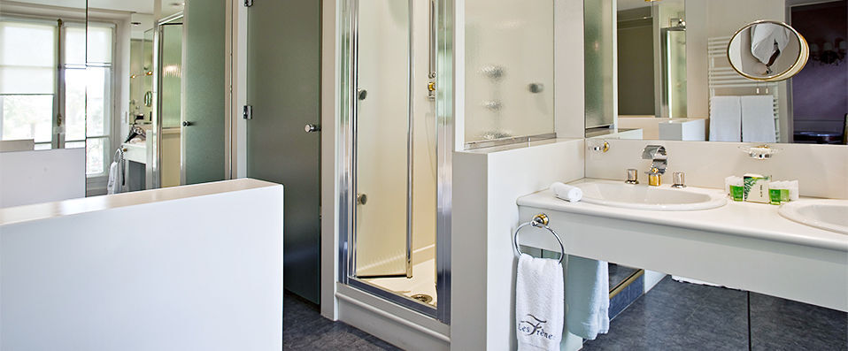 Hostellerie les Frênes & Spa ★★★★ - Séjour en Provence dans un hôtel de charme - Avignon-Montfavet, France