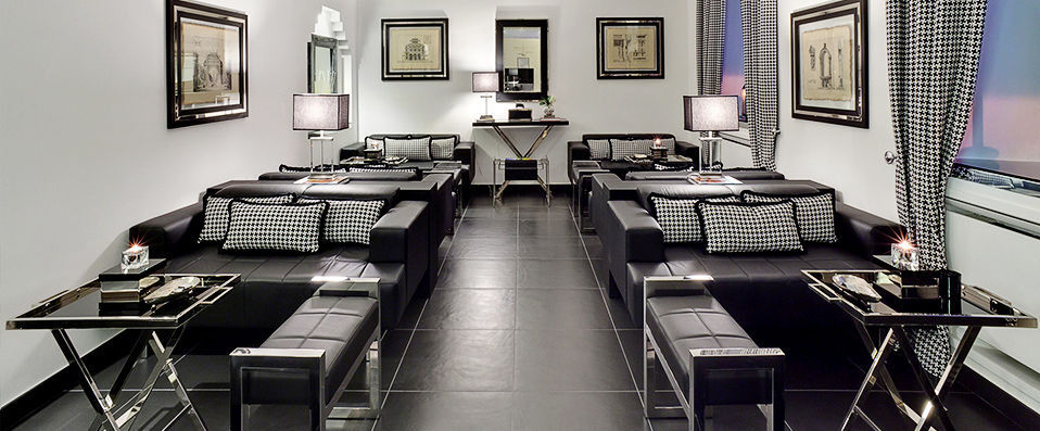 Hotel Napoleon ★★★★ - Get “all glammed up” in the global fashion capital! - Milan, Italy