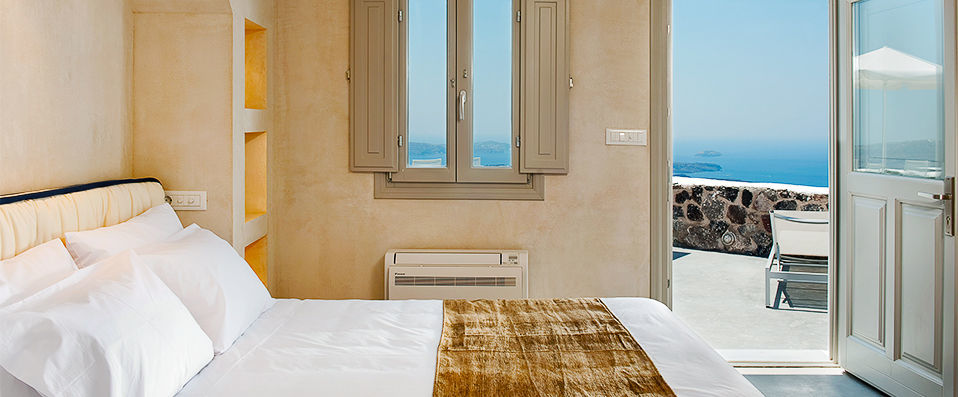 Cocoon Suites ★★★★ - Cocooned in bliss in the most lovely location on earth - <b>Strictly reserved for adult clientele only</b> - Santorini, Greece