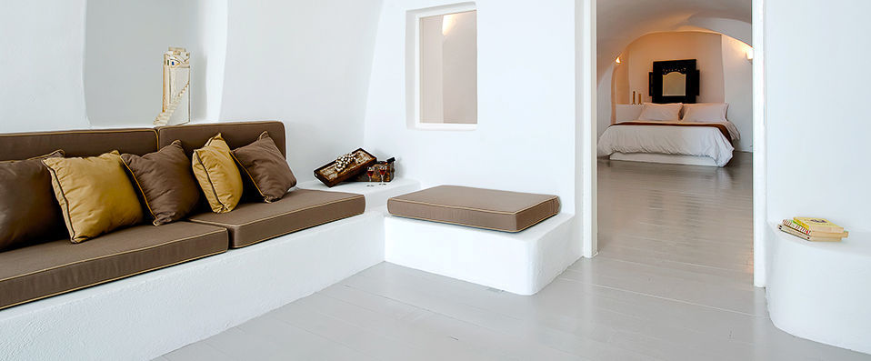 Cocoon Suites ★★★★ - Cocooned in bliss in the most lovely location on earth - <b>Strictly reserved for adult clientele only</b> - Santorini, Greece