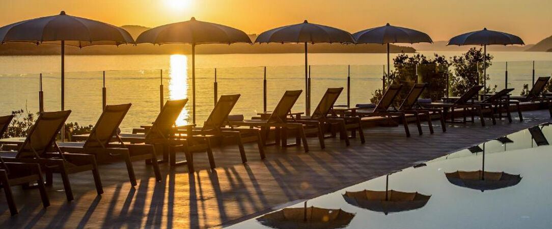 Hotel Royal Blue Dubrovnik ★★★★★ - Un cinq étoiles en bord d'Adriatique, entre vue panoramique sur la mer, piscine à débordement et Dubrovnik à portée de main. - Dubrovnik, Croatia
