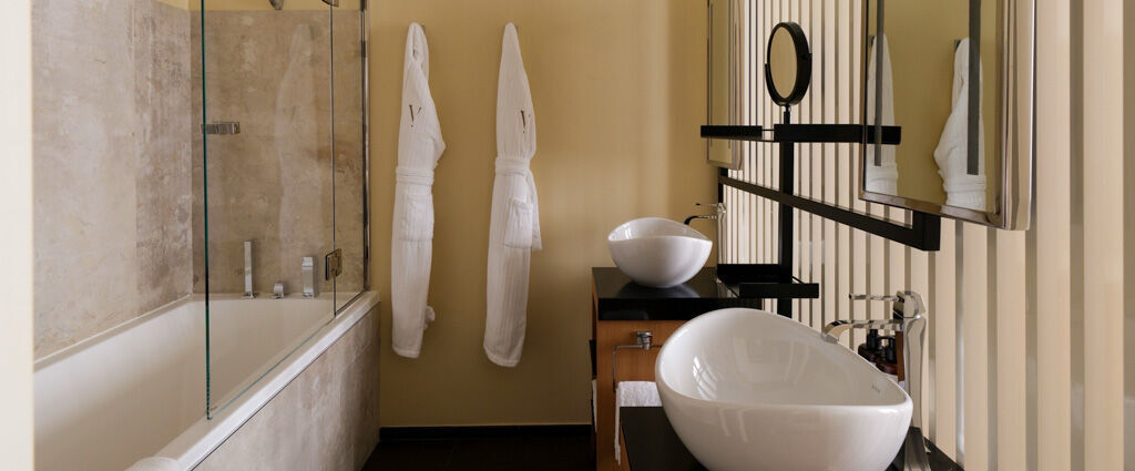 Five Seas by Inwood Hotels ★★★★★ - Simply the best: rolling out the red carpet in Cannes. - Cannes, France